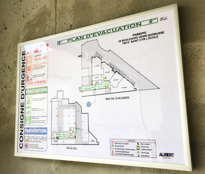 plan évacuation cadre aluminium sécurité incendie